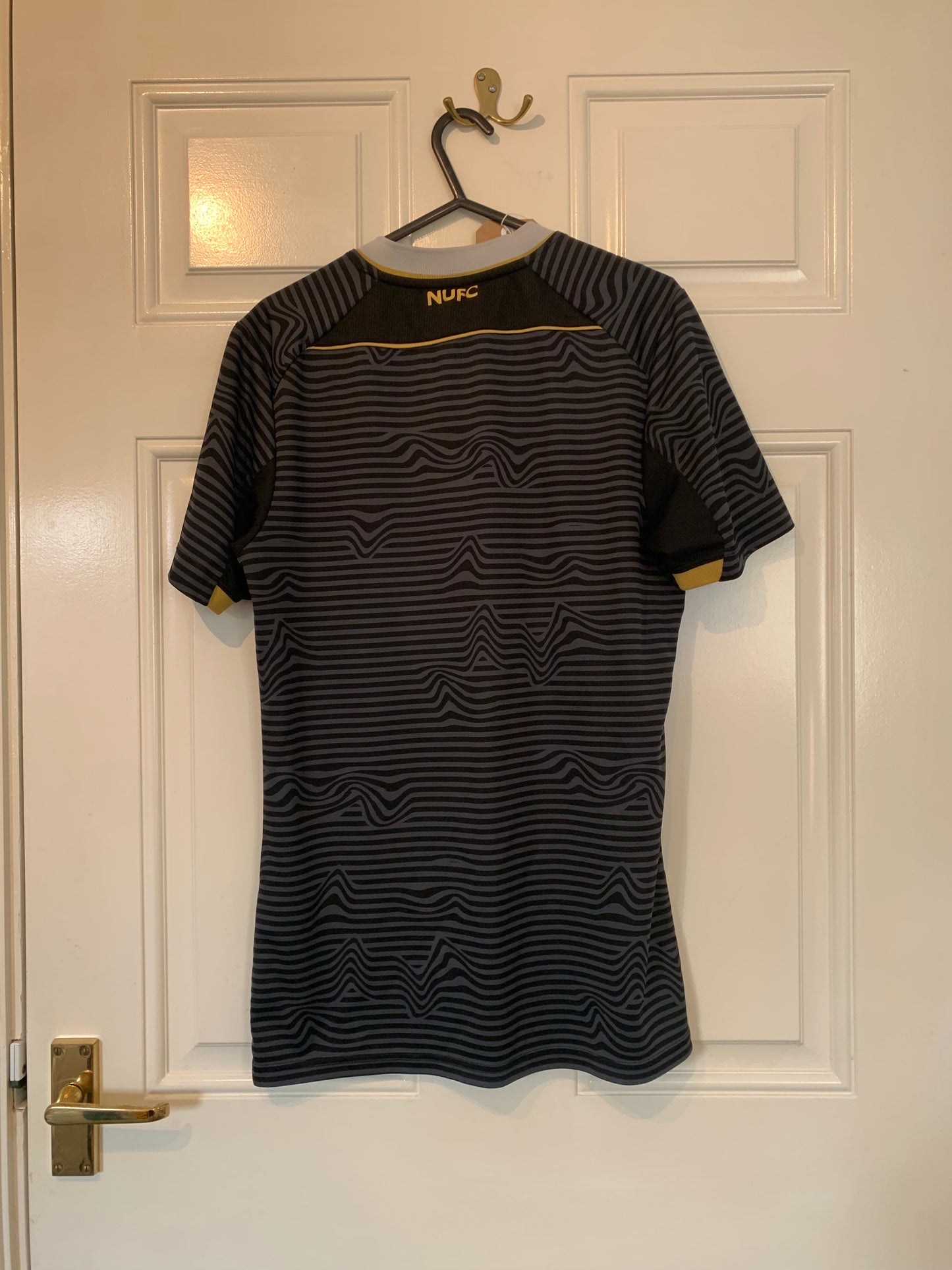 Castore Newcastle United 2021/2022 Away Shirt (S)