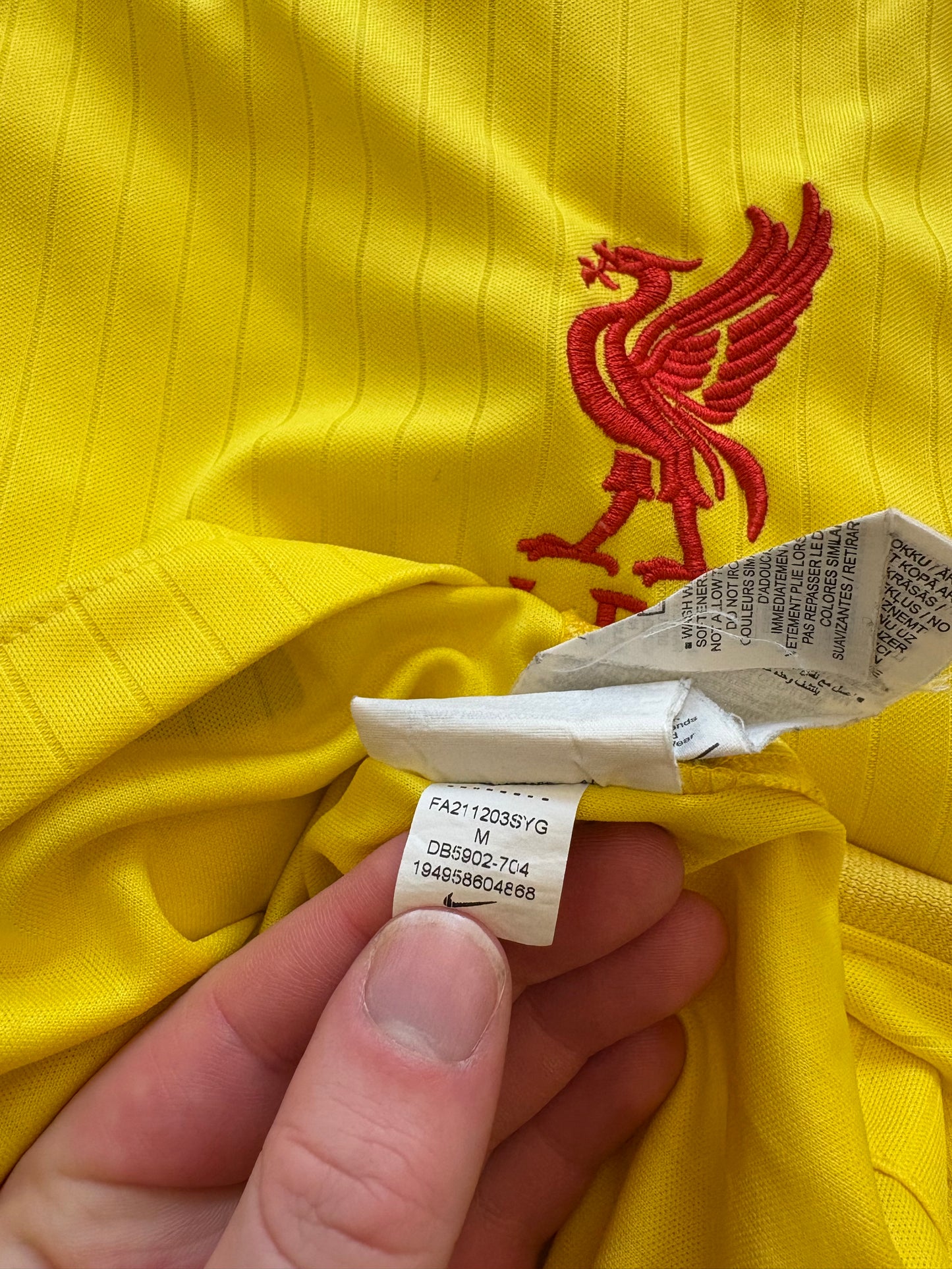 Nike Liverpool FC 2021/2022 Third Shirt (M)