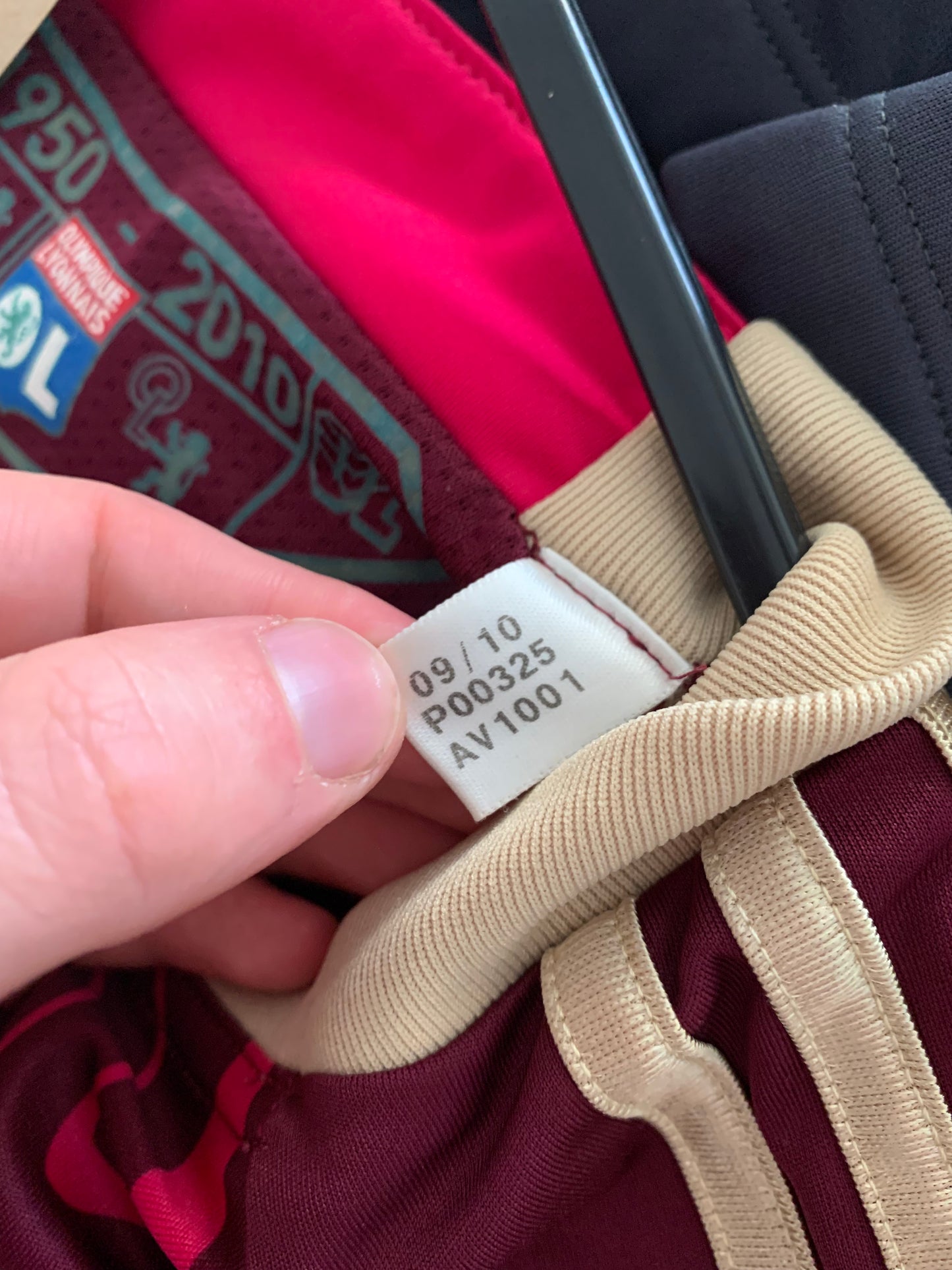 Adidas Olympique Lyonnais 2010/2011 Away Shirt (S)