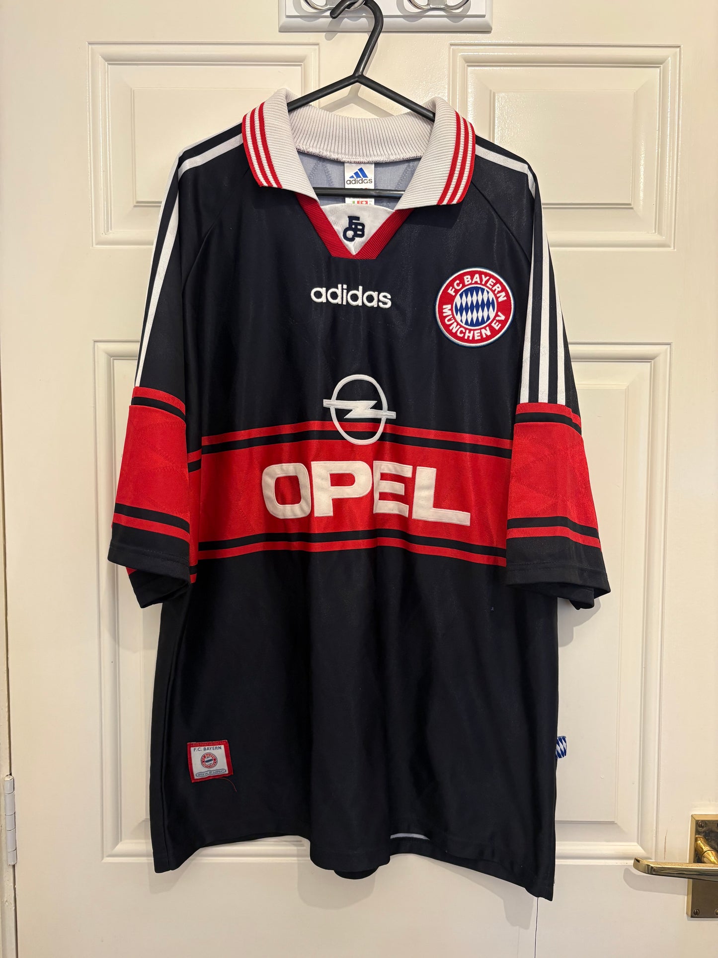 Adidas FC Bayern Munich 1997/1999 Home Shirt (XL)