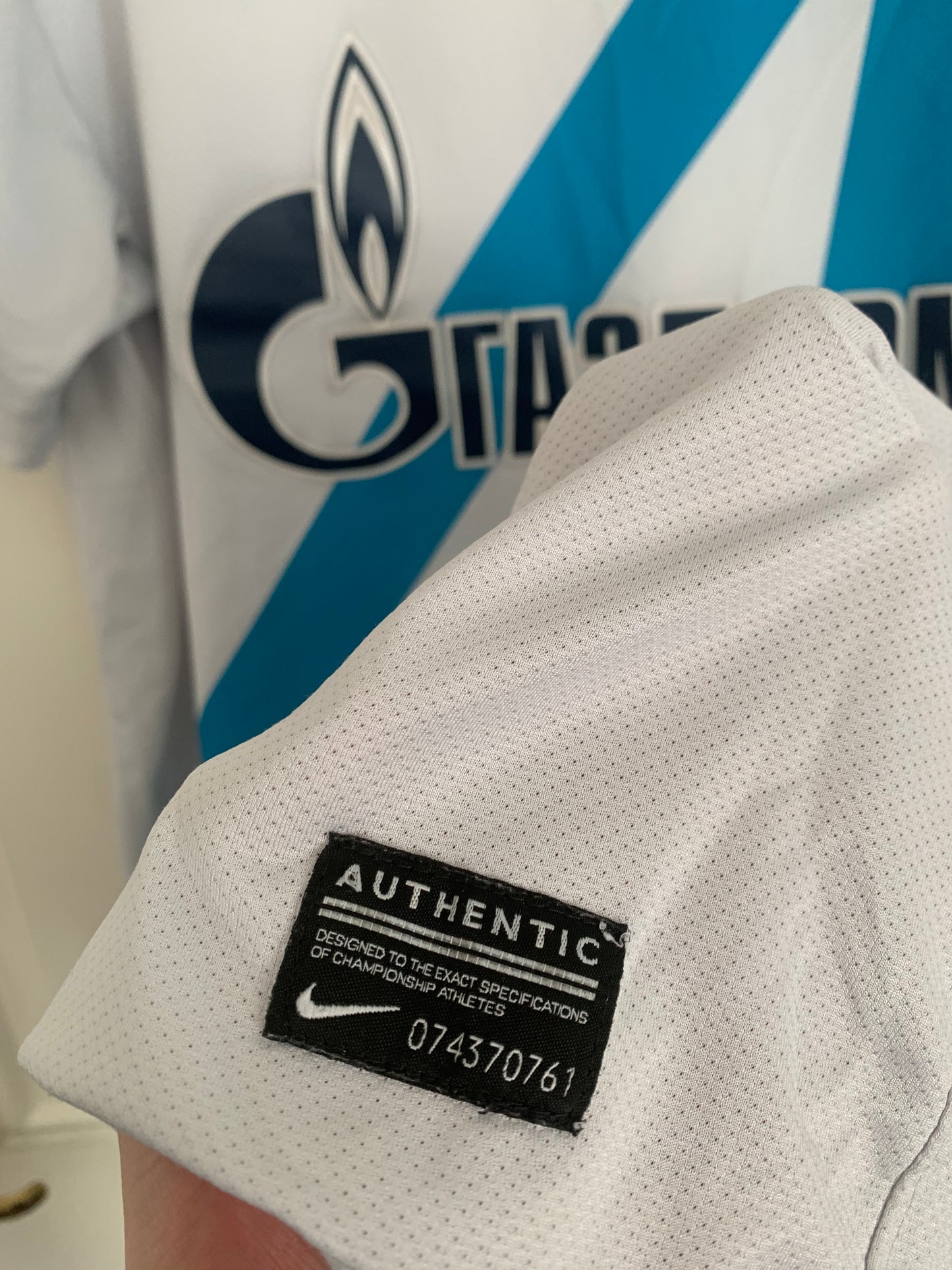 Nike Zenit St Petersburg 2013/2014 Away Shirt (L)
