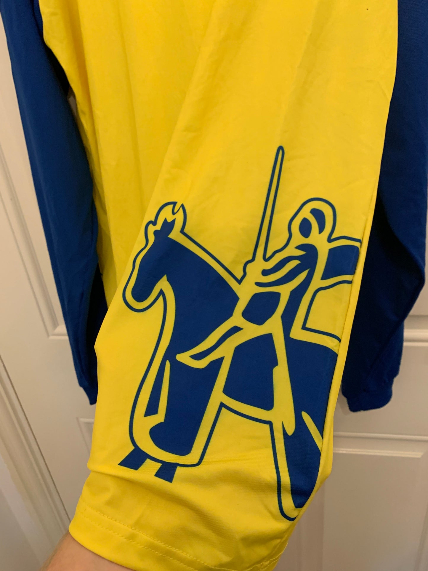 Giovova Chievo Verona 2019/2020 Home Longsleeve Shirt BNWT (M)