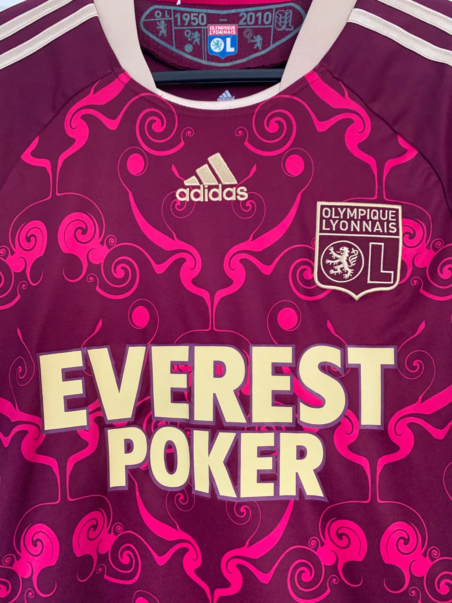 Adidas Olympique Lyonnais 2010/2011 Away Shirt (S)