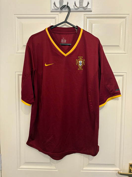 Nike Portugal 2000/2002 Home Shirt (S)