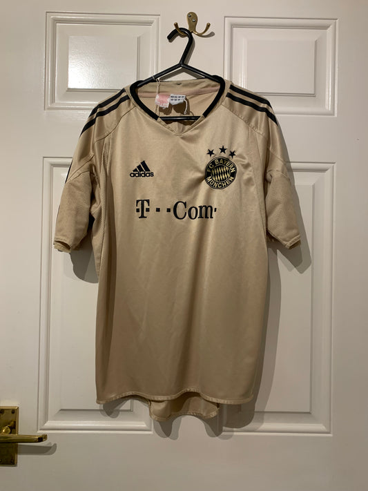 Adidas Bayern Munich 2004/06 Away Shirt (S)