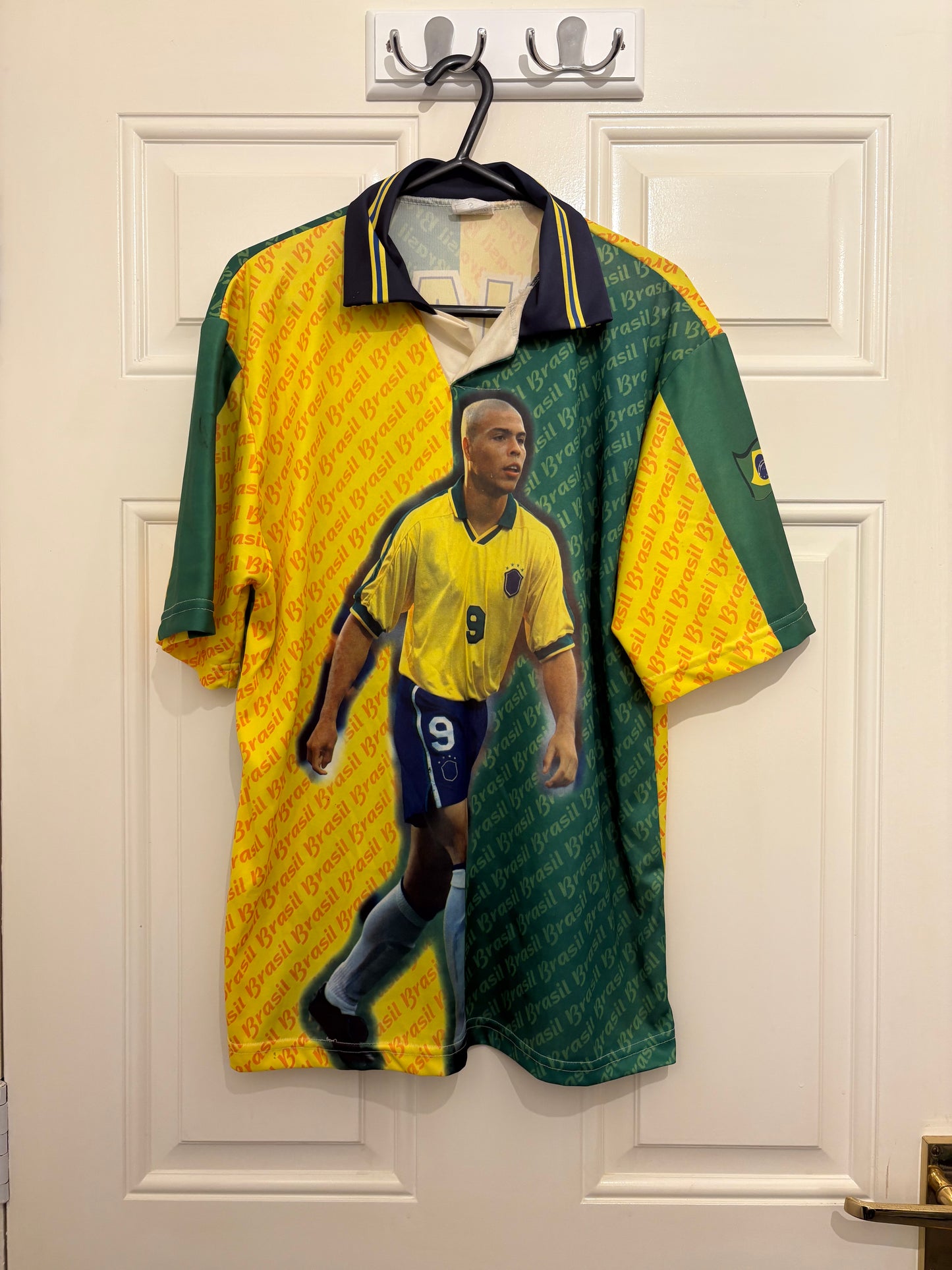 Bootleg Brazil Ronaldo R9 Football Shirt (S)