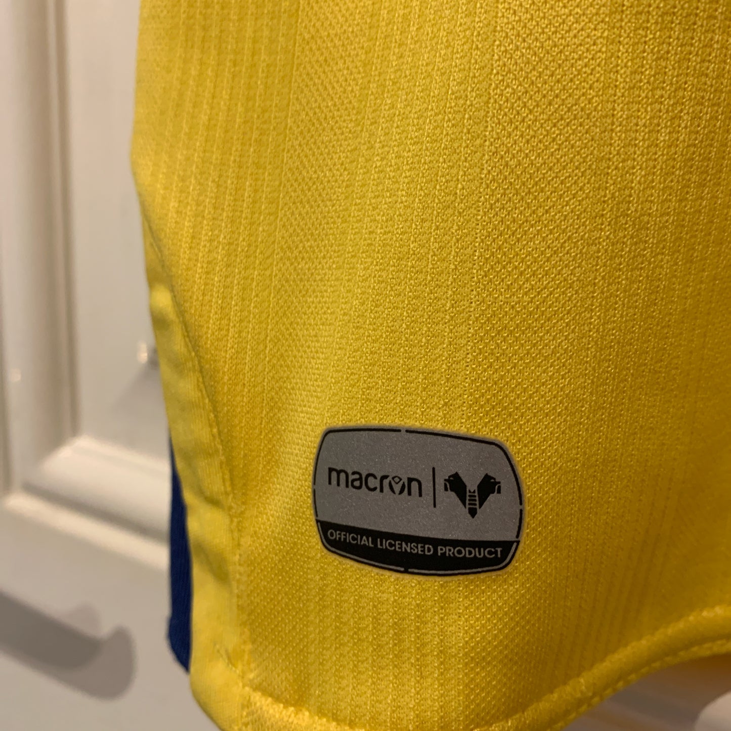 Macron Hellas Verona 2020/21 Away Shirt (M)