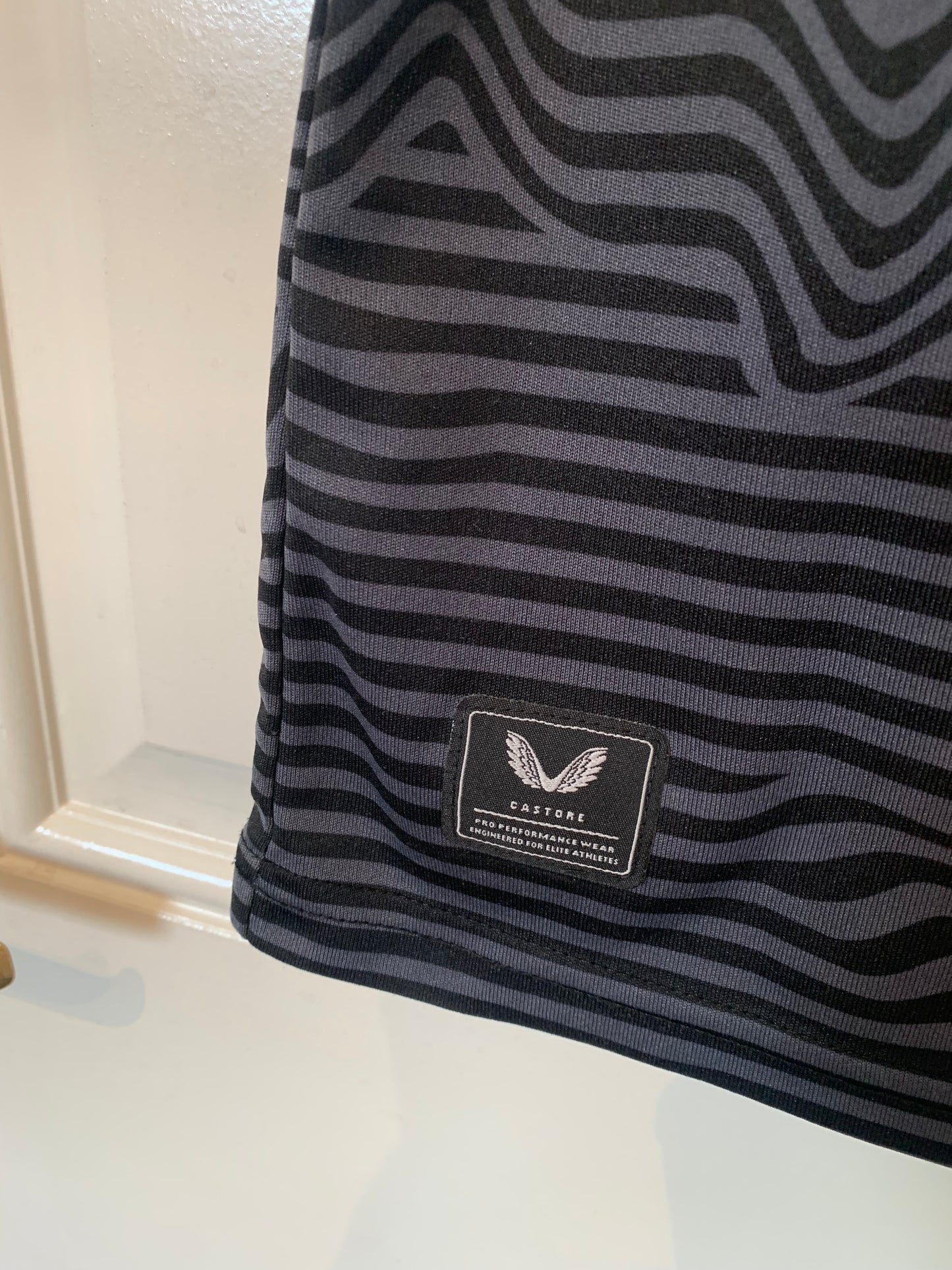 Castore Newcastle United 2021/2022 Away Shirt (S)