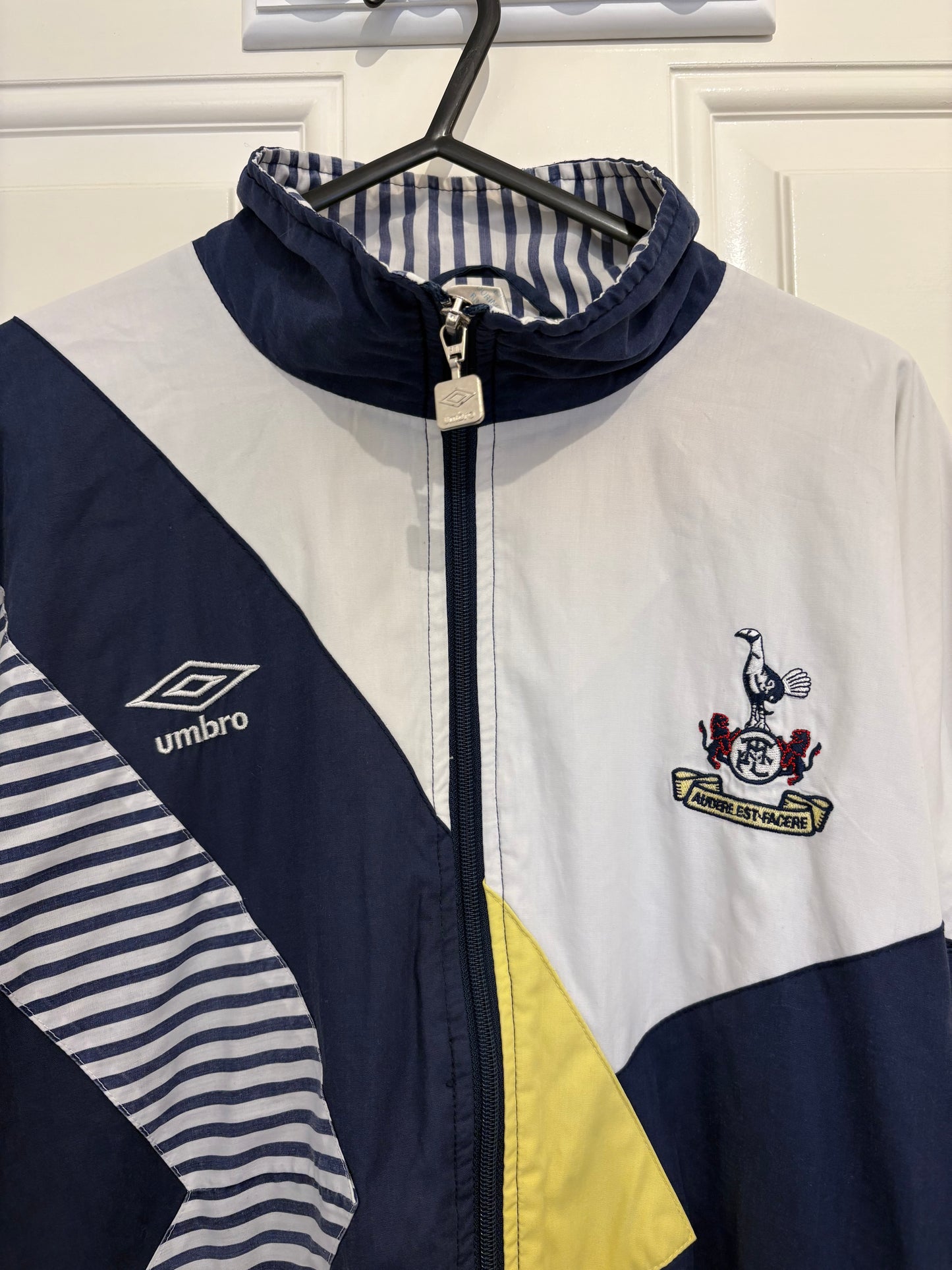Umbro Tottenham Hotspur 1991/1993 Zip Up Jacket (XL)
