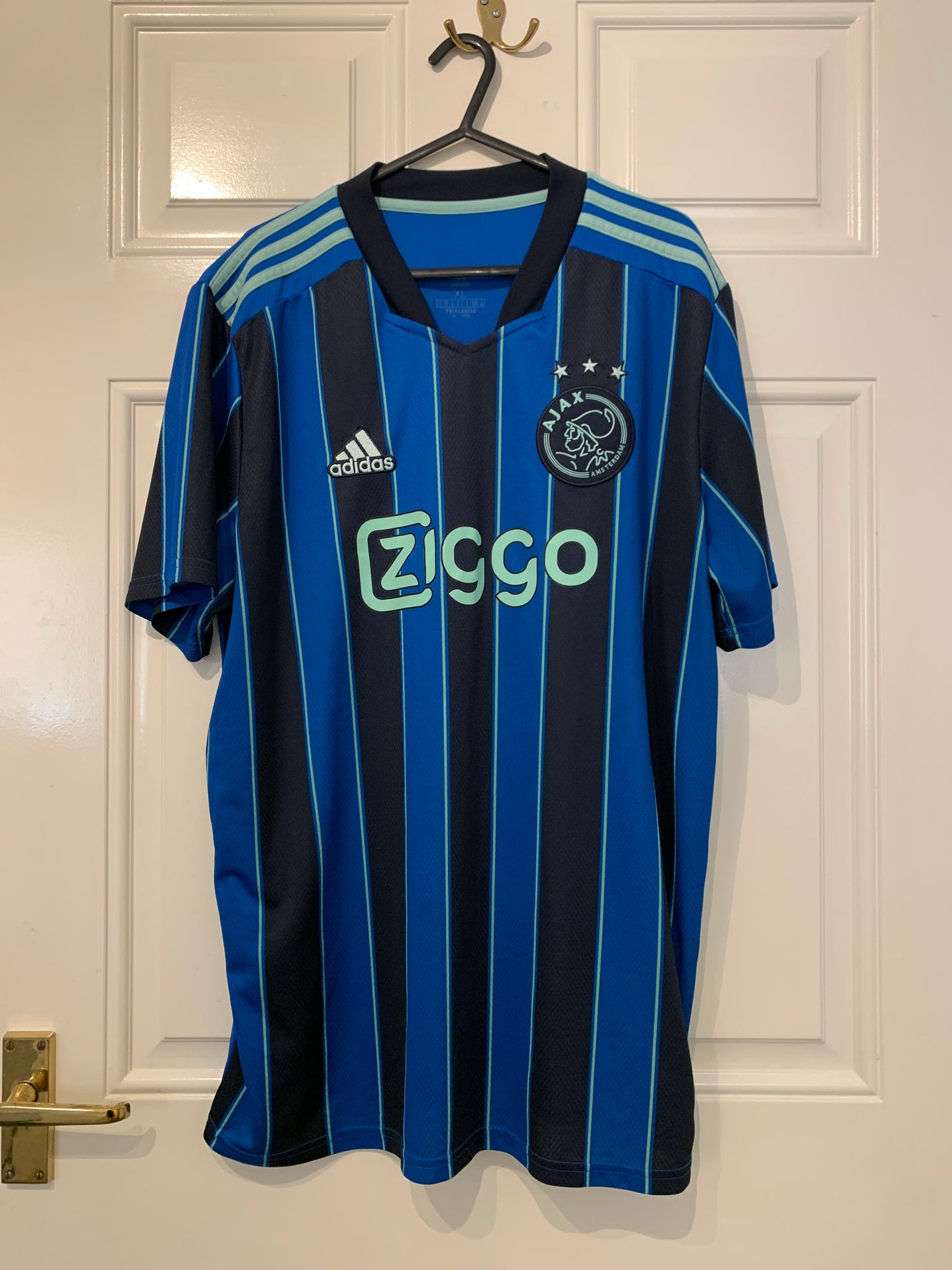 Adidas Ajax Amsterdam 2021/2022 Away Shirt (XL)