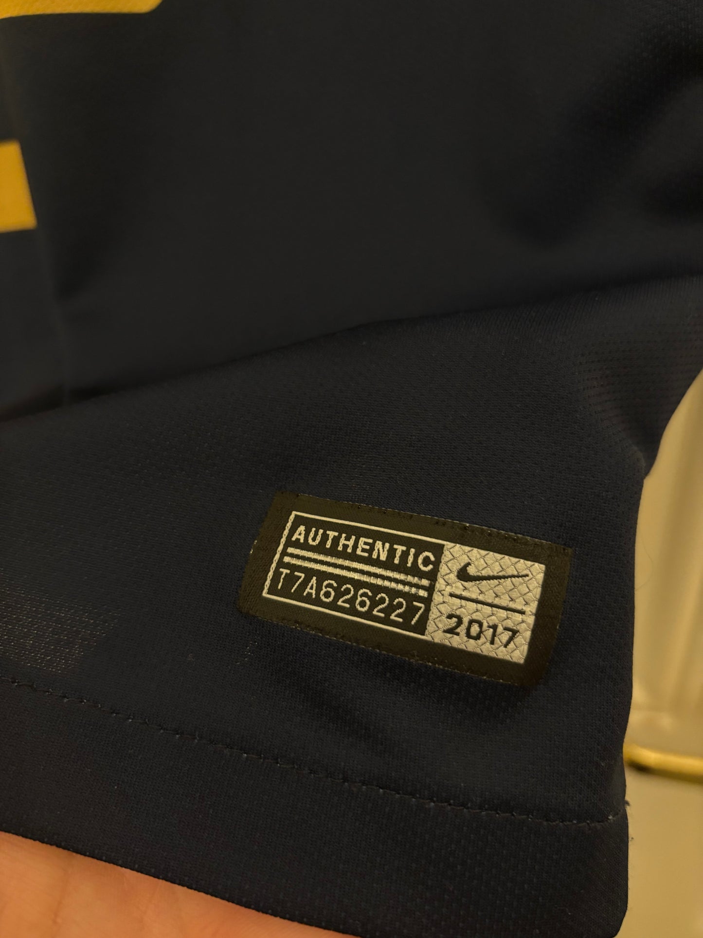 Nike Pumas UNAM 2017/2018 Home Shirt (M)