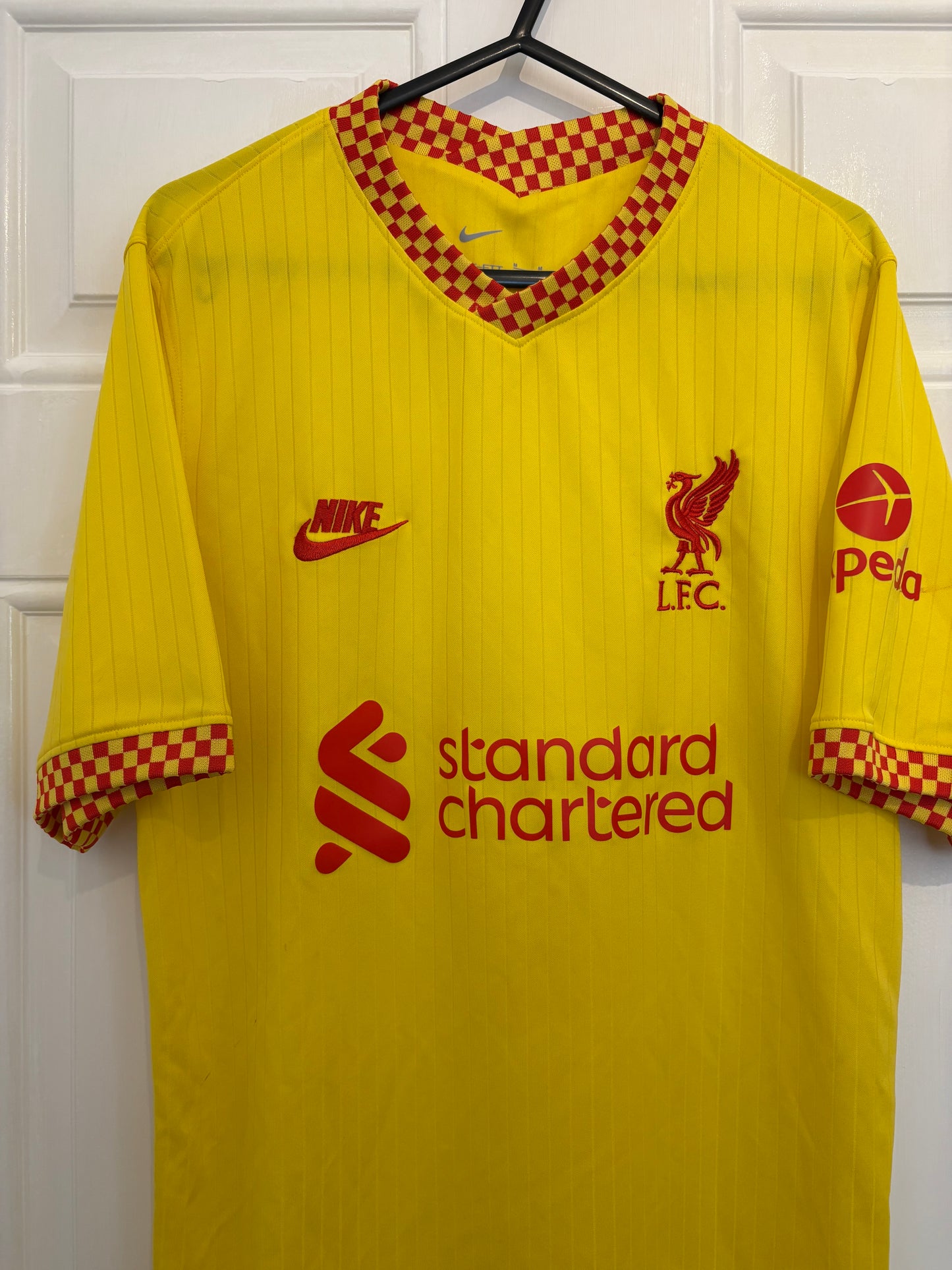 Nike Liverpool FC 2021/2022 Third Shirt (M)