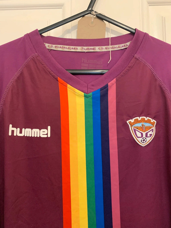 Hummel Deportivo Guadalajara 2015/2016 Home Shirt (M)